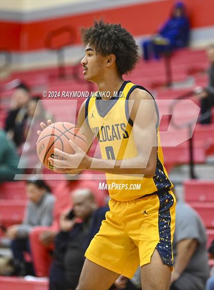 Thumbnail 1 in South Bend Riley vs Jeffersonville (Fishers Holiday Classic) photogallery.