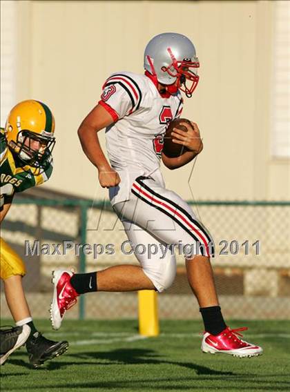 Thumbnail 2 in JV: Lincoln @ Tracy photogallery.