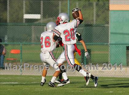 Thumbnail 2 in JV: Lincoln @ Tracy photogallery.
