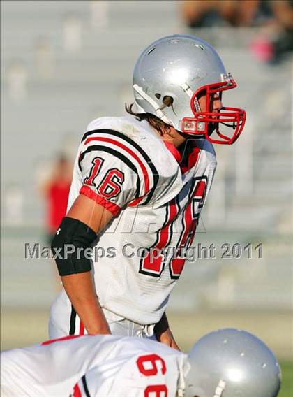 Thumbnail 1 in JV: Lincoln @ Tracy photogallery.