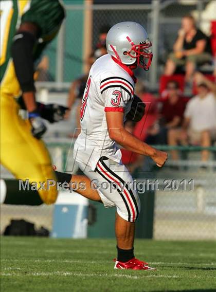 Thumbnail 1 in JV: Lincoln @ Tracy photogallery.