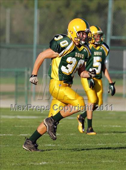 Thumbnail 1 in JV: Lincoln @ Tracy photogallery.