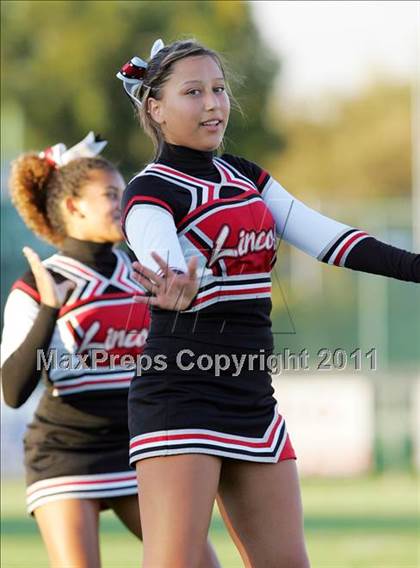 Thumbnail 3 in JV: Lincoln @ Tracy photogallery.
