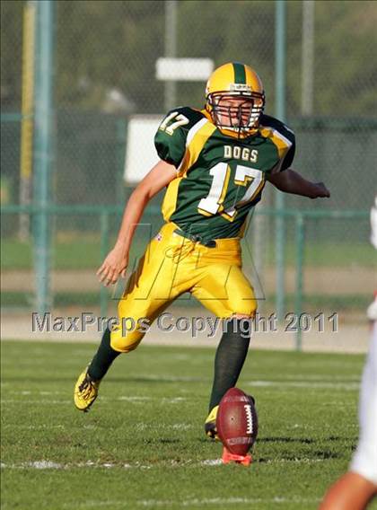 Thumbnail 3 in JV: Lincoln @ Tracy photogallery.