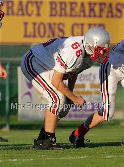 Thumbnail 1 in JV: Lincoln @ Tracy photogallery.