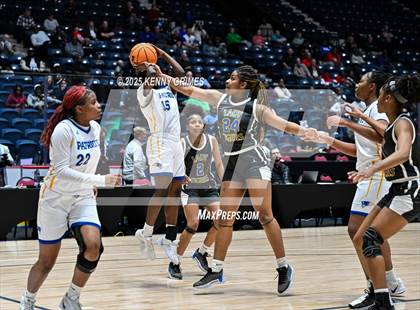 Thumbnail 2 in Wilcox County vs. Washington-Wilkes (GHSA A Division II Championship)  photogallery.