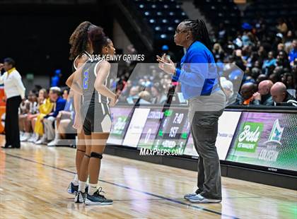 Thumbnail 3 in Wilcox County vs. Washington-Wilkes (GHSA A Division II Championship)  photogallery.