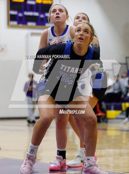 Thumbnail 2 in Marian vs. Papillion-LaVista South (Metro Tournament) photogallery.