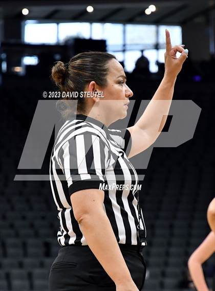 Thumbnail 3 in Los Osos vs. Colfax (CIF State D3 Final) photogallery.