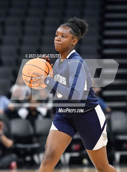 Thumbnail 3 in Los Osos vs. Colfax (CIF State D3 Final) photogallery.