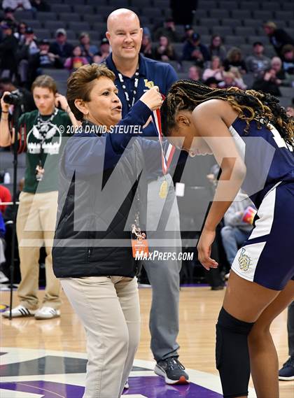 Thumbnail 3 in Los Osos vs. Colfax (CIF State D3 Final) photogallery.