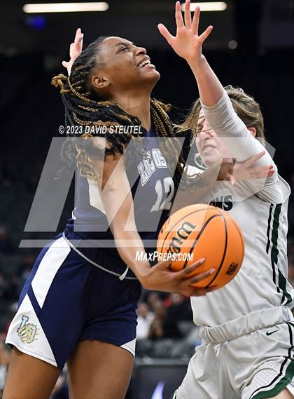 Thumbnail 1 in Los Osos vs. Colfax (CIF State D3 Final) photogallery.