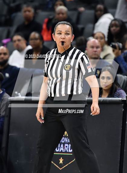 Thumbnail 3 in Los Osos vs. Colfax (CIF State D3 Final) photogallery.