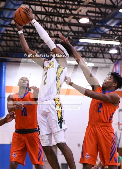 Thumbnail 1 in Central Florida Christian Academy vs. West Orange (Cancer Awareness Classic) photogallery.