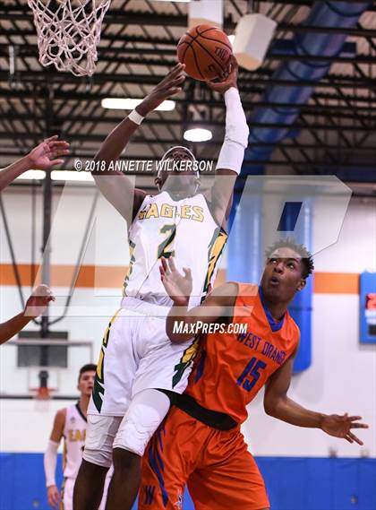 Thumbnail 1 in Central Florida Christian Academy vs. West Orange (Cancer Awareness Classic) photogallery.