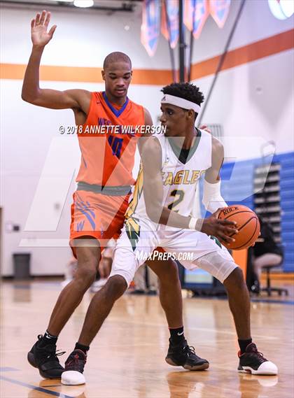 Thumbnail 3 in Central Florida Christian Academy vs. West Orange (Cancer Awareness Classic) photogallery.