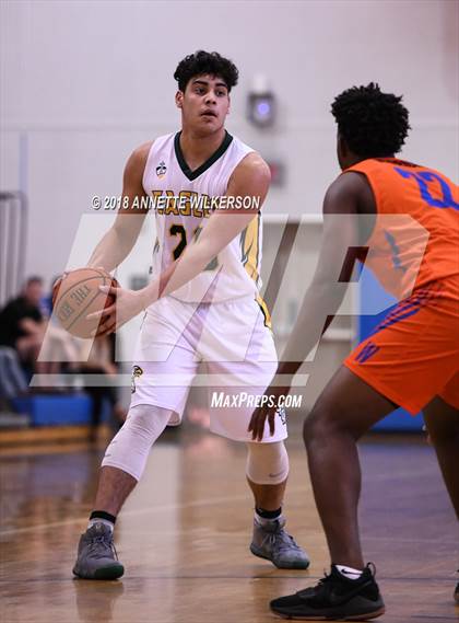 Thumbnail 3 in Central Florida Christian Academy vs. West Orange (Cancer Awareness Classic) photogallery.
