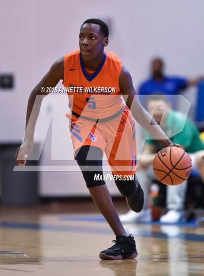 Thumbnail 3 in Central Florida Christian Academy vs. West Orange (Cancer Awareness Classic) photogallery.