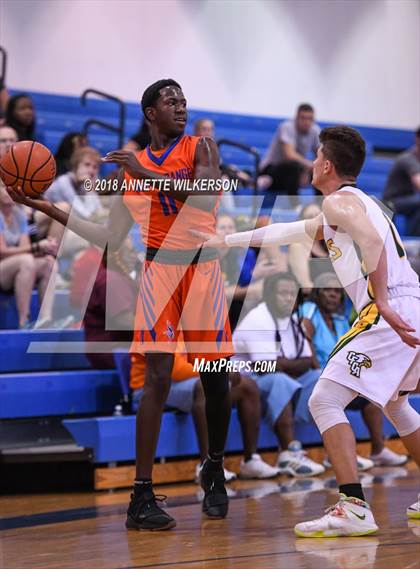 Thumbnail 3 in Central Florida Christian Academy vs. West Orange (Cancer Awareness Classic) photogallery.