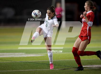Thumbnail 2 in Carondelet vs. San Ramon Valley (CIF NCS D1 Final) photogallery.