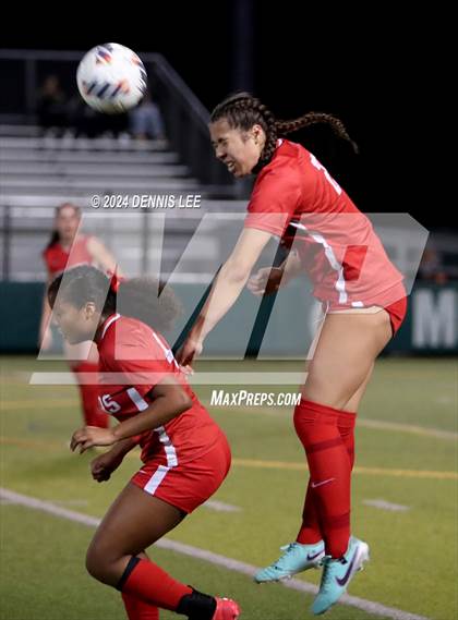 Thumbnail 3 in Carondelet vs. San Ramon Valley (CIF NCS D1 Final) photogallery.