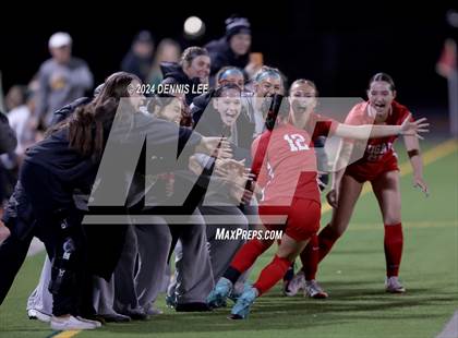 Thumbnail 1 in Carondelet vs. San Ramon Valley (CIF NCS D1 Final) photogallery.