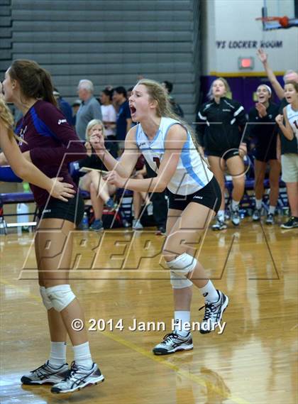 Thumbnail 2 in Assumption vs. Archbishop Mitty (Durango Fall Classic) photogallery.
