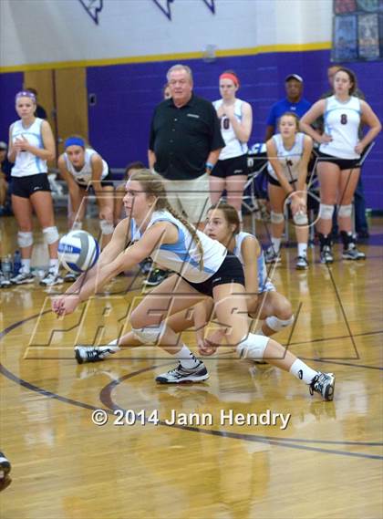 Thumbnail 1 in Assumption vs. Archbishop Mitty (Durango Fall Classic) photogallery.