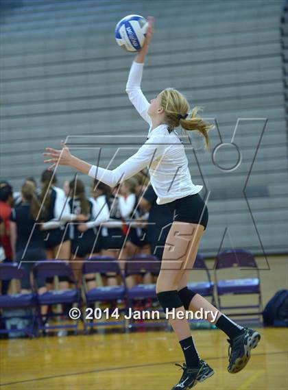 Thumbnail 1 in Assumption vs. Archbishop Mitty (Durango Fall Classic) photogallery.