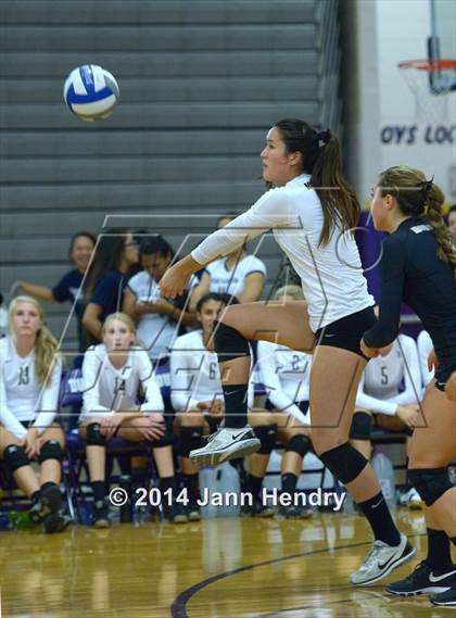 Thumbnail 2 in Assumption vs. Archbishop Mitty (Durango Fall Classic) photogallery.