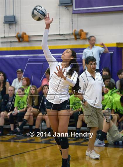 Thumbnail 3 in Assumption vs. Archbishop Mitty (Durango Fall Classic) photogallery.