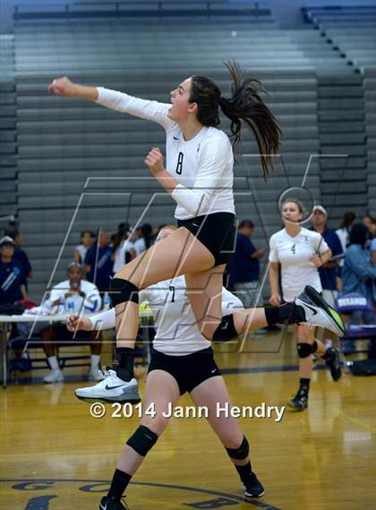 Thumbnail 2 in Assumption vs. Archbishop Mitty (Durango Fall Classic) photogallery.