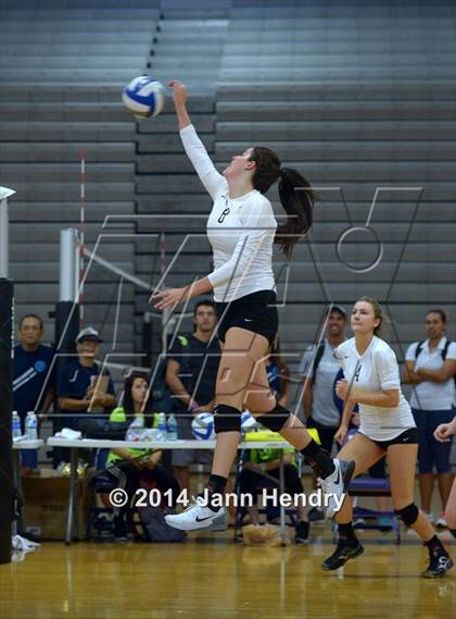 Thumbnail 2 in Assumption vs. Archbishop Mitty (Durango Fall Classic) photogallery.