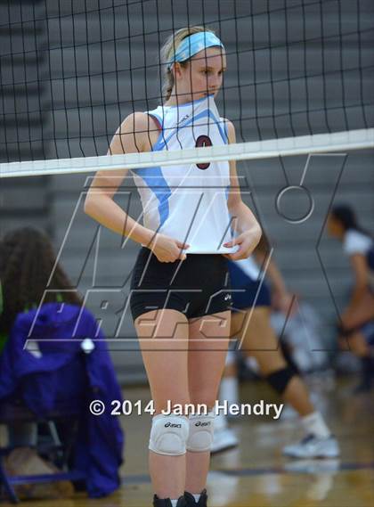 Thumbnail 3 in Assumption vs. Archbishop Mitty (Durango Fall Classic) photogallery.