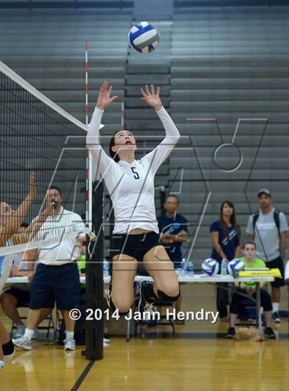 Thumbnail 1 in Assumption vs. Archbishop Mitty (Durango Fall Classic) photogallery.