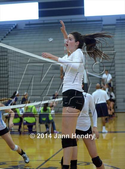 Thumbnail 1 in Assumption vs. Archbishop Mitty (Durango Fall Classic) photogallery.