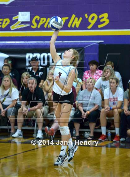 Thumbnail 2 in Assumption vs. Archbishop Mitty (Durango Fall Classic) photogallery.