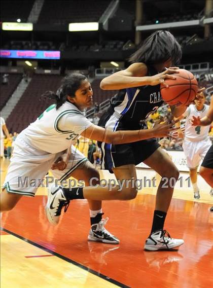 Thumbnail 3 in St. Mary's vs. Chandler (AIA State 5A-I Final) photogallery.