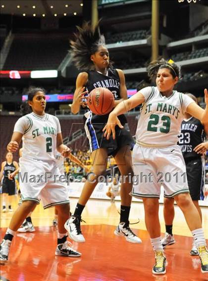 Thumbnail 3 in St. Mary's vs. Chandler (AIA State 5A-I Final) photogallery.