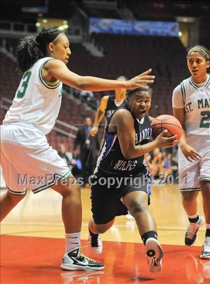 Thumbnail 1 in St. Mary's vs. Chandler (AIA State 5A-I Final) photogallery.
