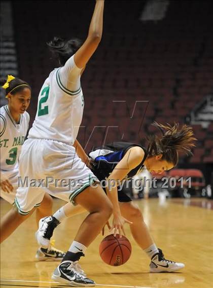 Thumbnail 2 in St. Mary's vs. Chandler (AIA State 5A-I Final) photogallery.