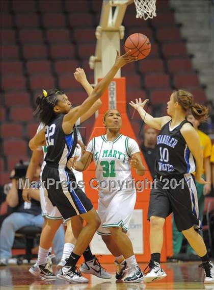Thumbnail 2 in St. Mary's vs. Chandler (AIA State 5A-I Final) photogallery.
