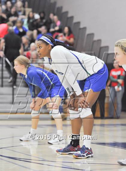 Thumbnail 3 in Gilbert vs Xavier (AIA Semifinal Playoff) photogallery.