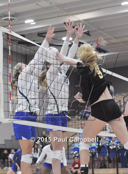 Thumbnail 2 in Gilbert vs Xavier (AIA Semifinal Playoff) photogallery.