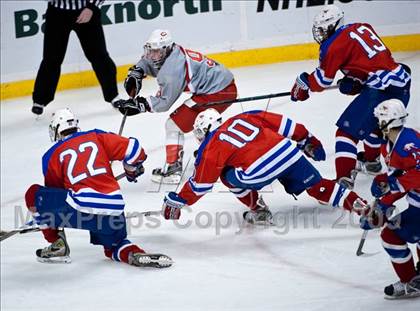 Thumbnail 3 in Burlington vs Catholic Memorial (MIAA Division 1A Final) photogallery.