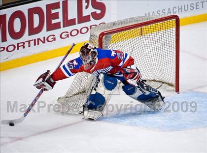 Thumbnail 2 in Burlington vs Catholic Memorial (MIAA Division 1A Final) photogallery.