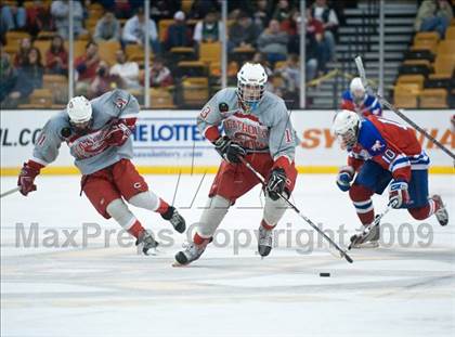 Thumbnail 2 in Burlington vs Catholic Memorial (MIAA Division 1A Final) photogallery.