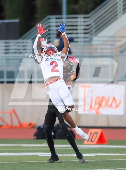 Thumbnail 2 in St. Vincent de Paul vs Wasco ( CIF Div 6-AA State Final) photogallery.