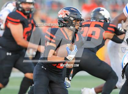 Thumbnail 3 in St. Vincent de Paul vs Wasco ( CIF Div 6-AA State Final) photogallery.