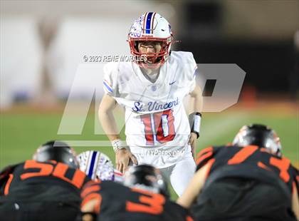 Thumbnail 3 in St. Vincent de Paul vs Wasco ( CIF Div 6-AA State Final) photogallery.